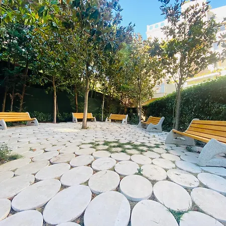 1bd Ap In La Complex Private And Pool Apartament *