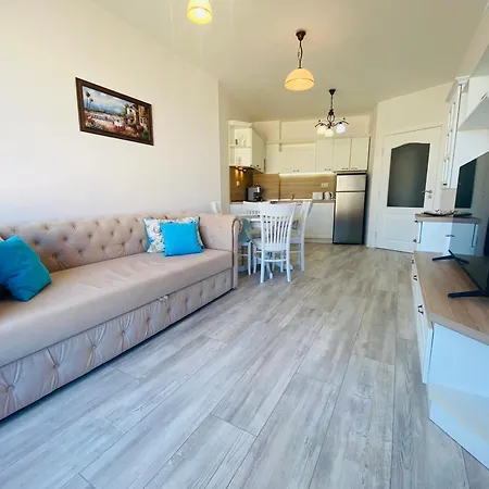 Apartament 1bd Ap In La Complex Private And Pool