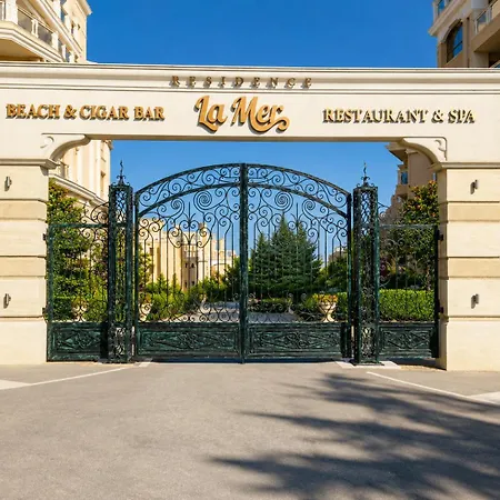Апартаменти 1bd Ap In La Complex Private And Pool