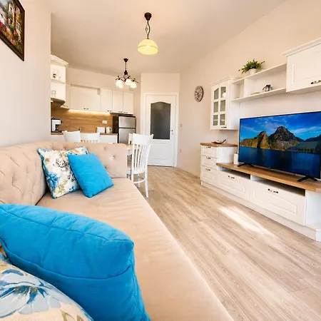 1bd Ap In La Complex Private And Pool Золоті Піски