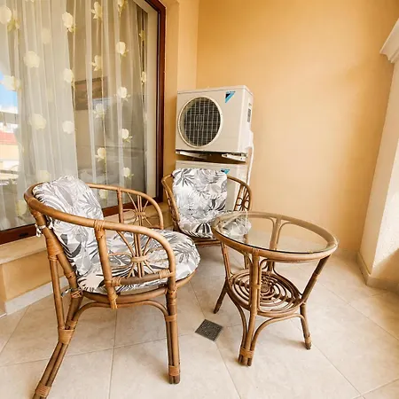 Апартаменти 1bd Ap In La Complex Private And Pool *